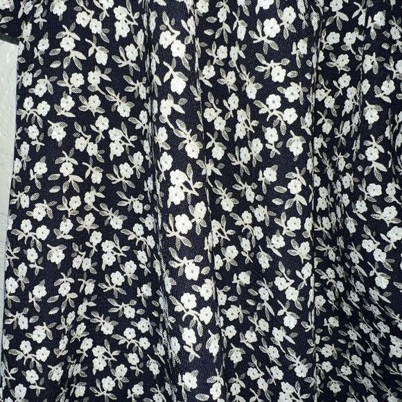 ❄️ 7 DAY WKND FLORAL CROPPED TOP SIZE M- NWOT - Picture 7 of 7